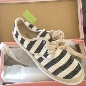 Shoes, Casual Canvas Sneakers